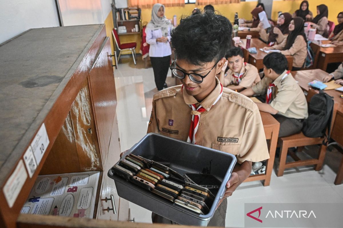 Ministry urges parents to limit children's gadget use with 3S rule