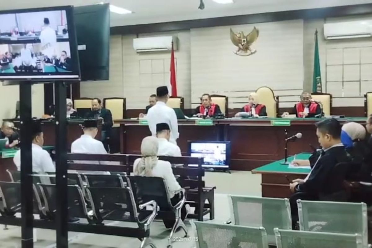 Former Jember Deputy Speaker Sentenced to Six Years for Corruption