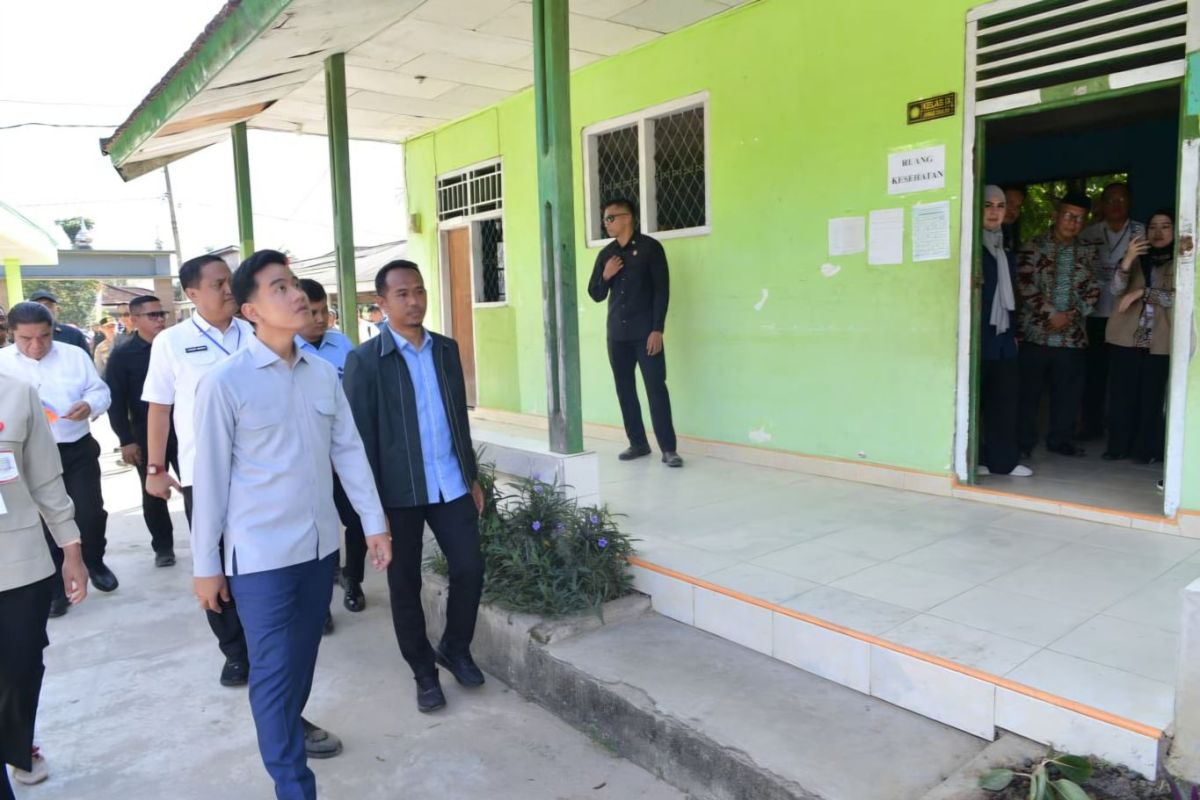 Vice President Visits Way Bungur Madrasah to Boost Education