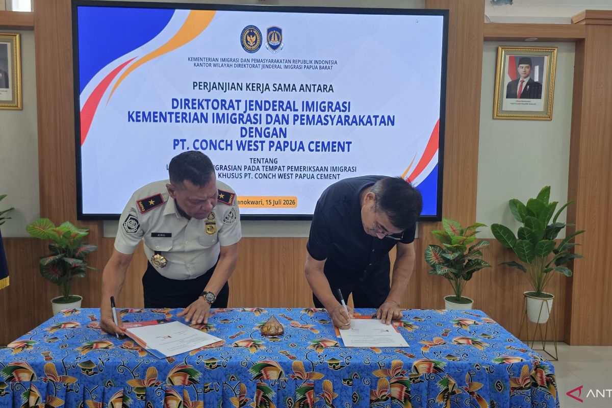 West Papua Immigration and PT Conch Sign Cooperation Agreement to Optimise Services