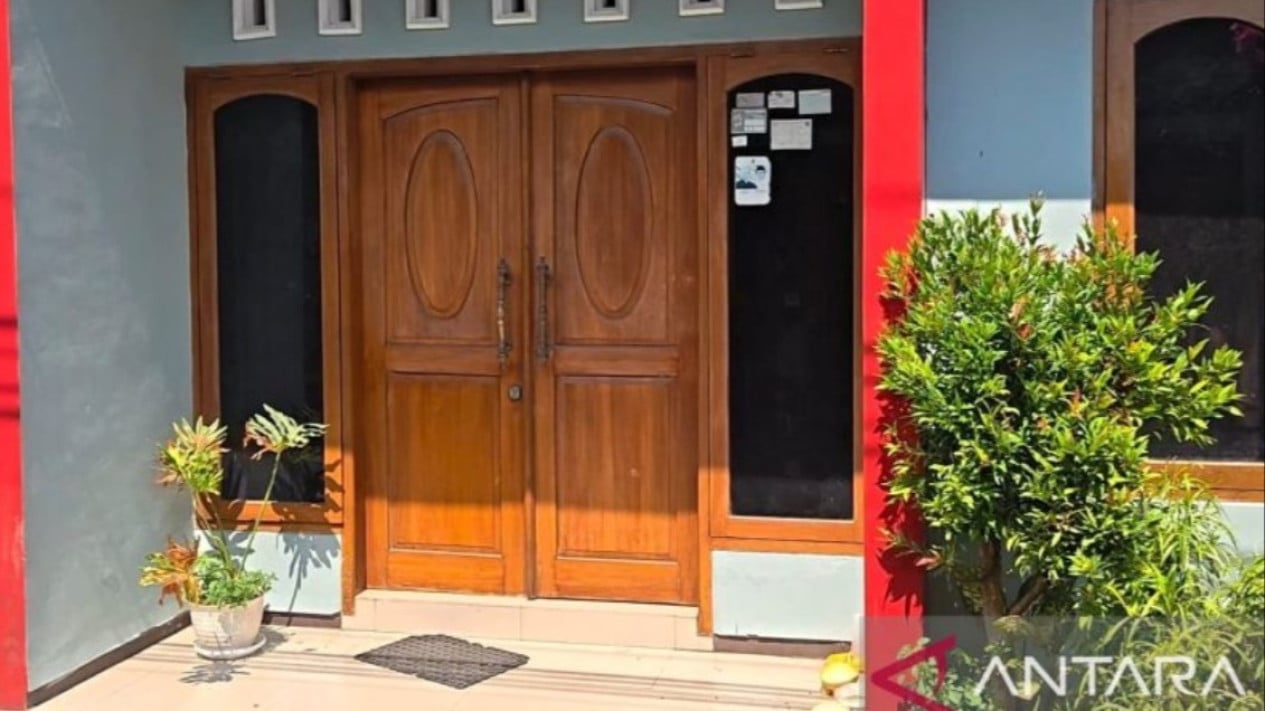KPK Raids Sukoharjo Regent's 'Safe House' in Solo