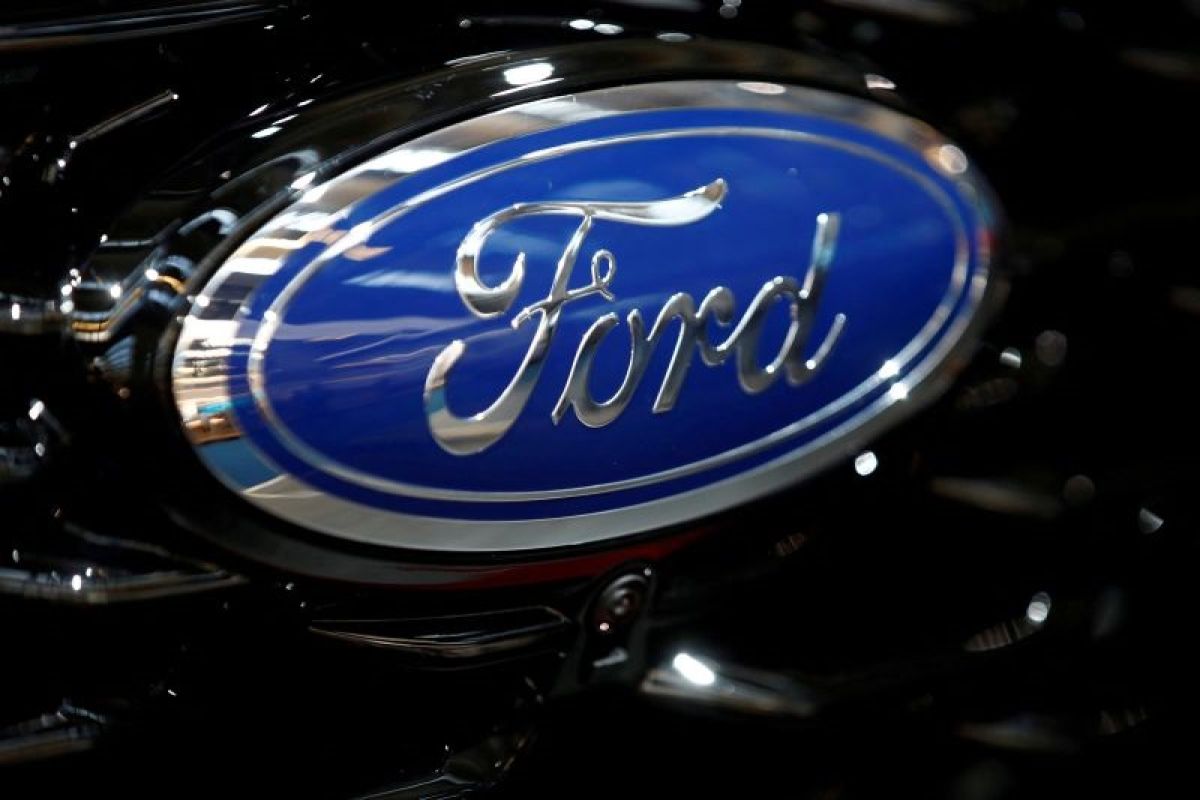 Ford CEO warns US cannot permanently block Chinese car imports