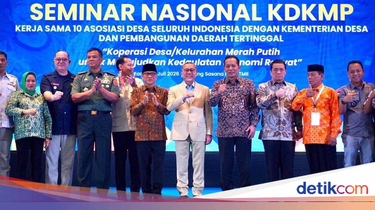 Cooperatives Minister Dialogues with 10 Village Associations to Resolve KDKMP Issues