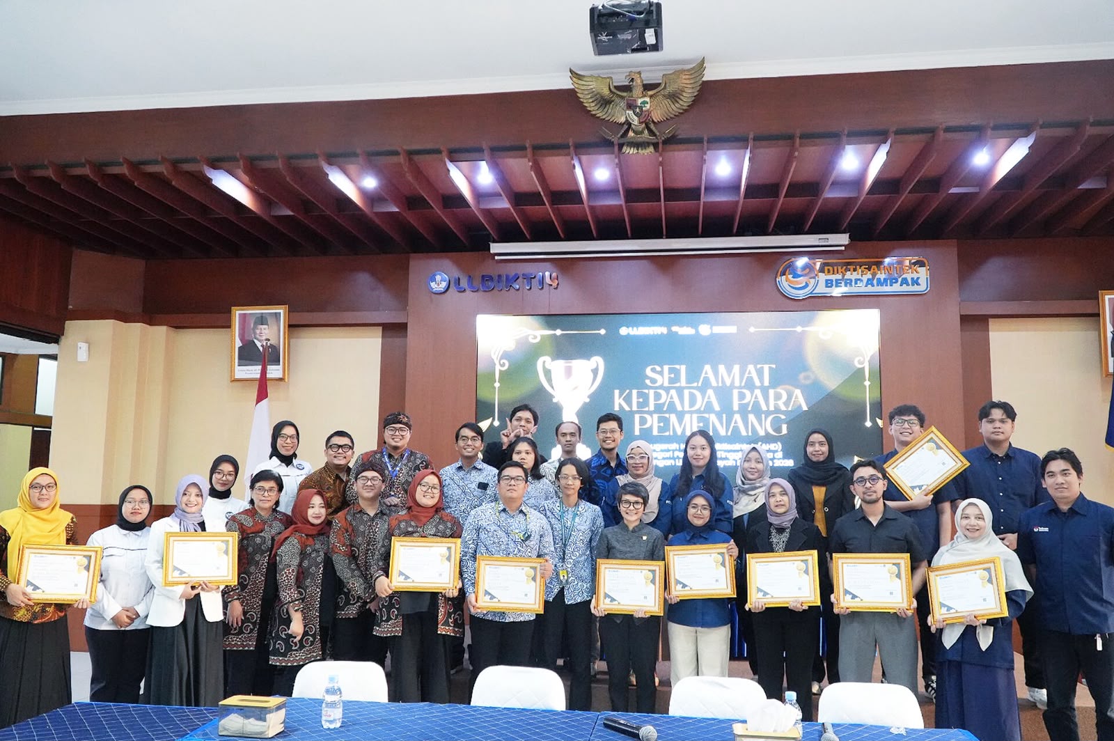 Bandung University of Technology Wins Award for Professional Public Communication