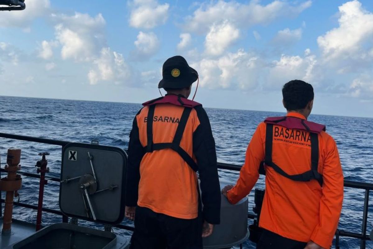 Search ongoing for 24 missing in South Sulawesi boat incident