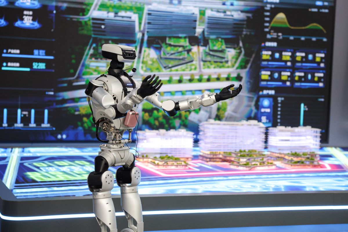 China Launches First AI for Large-Scale Clean Energy Base