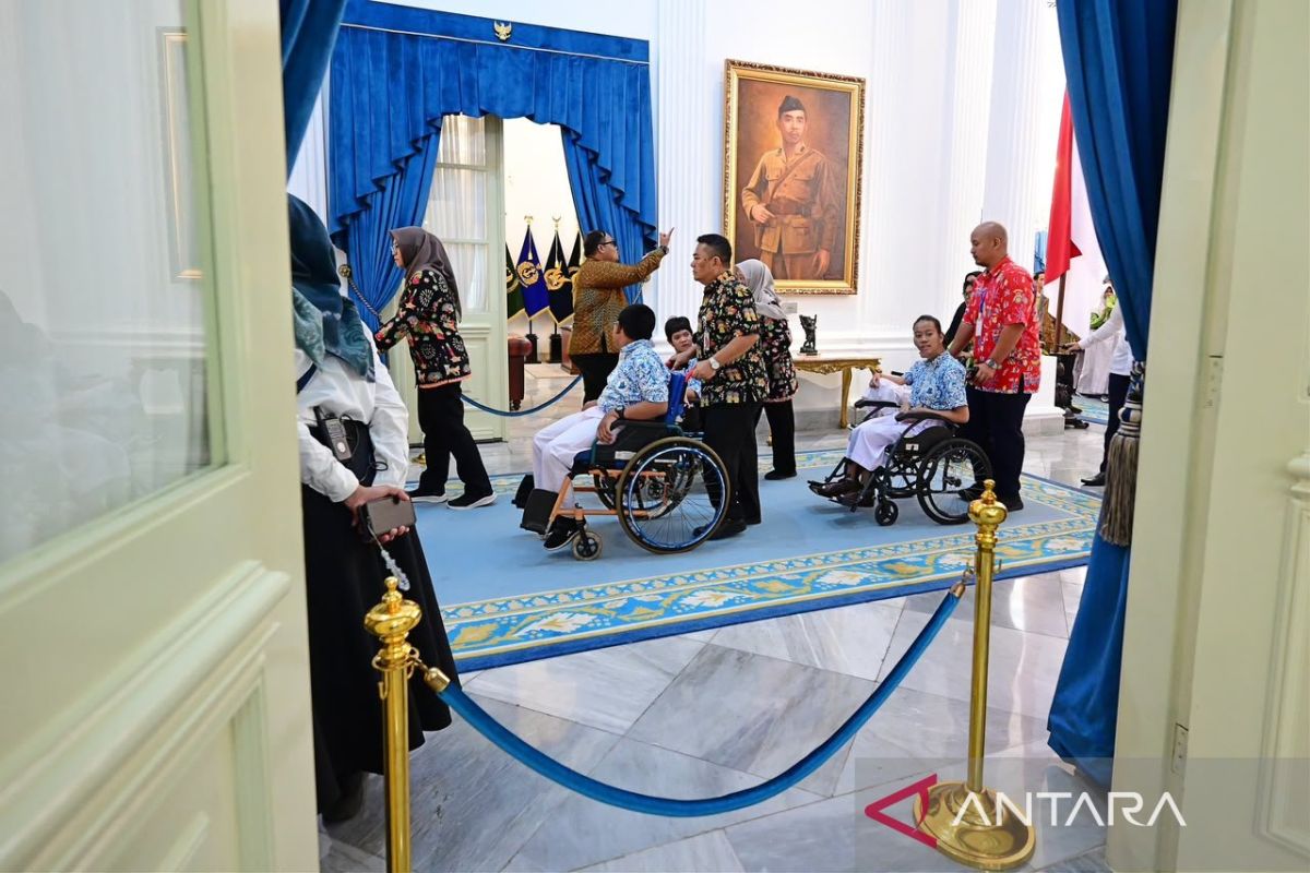 Teddy: Learning at the Palace a Lasting Experience for Special Needs Students