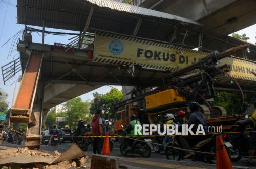 Jakarta to Rebuild Tendean Footbridge Using Non-Budget Financing