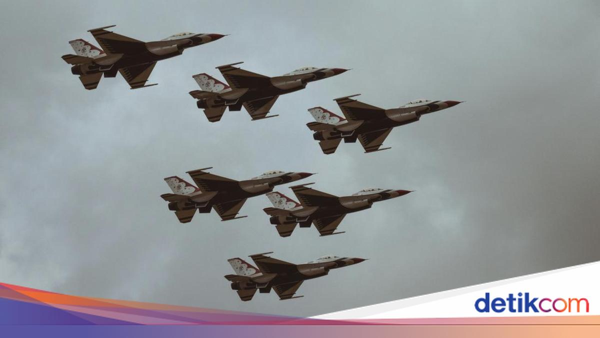 US Strikes on Iranian Airport, Railway Station and Bridges Kill Three