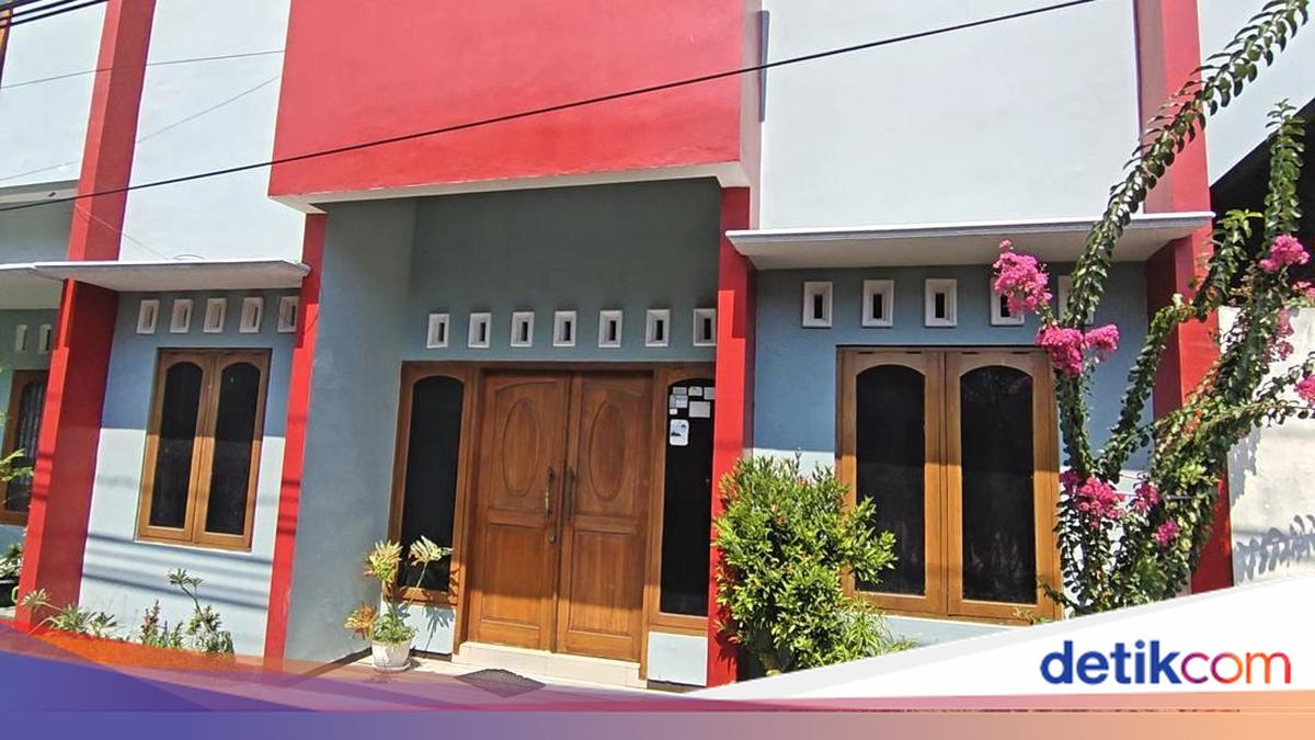 KPK Searches Narrow Alley House Where Sukoharjo Regent Allegedly Stored 2.5 kg of Gold