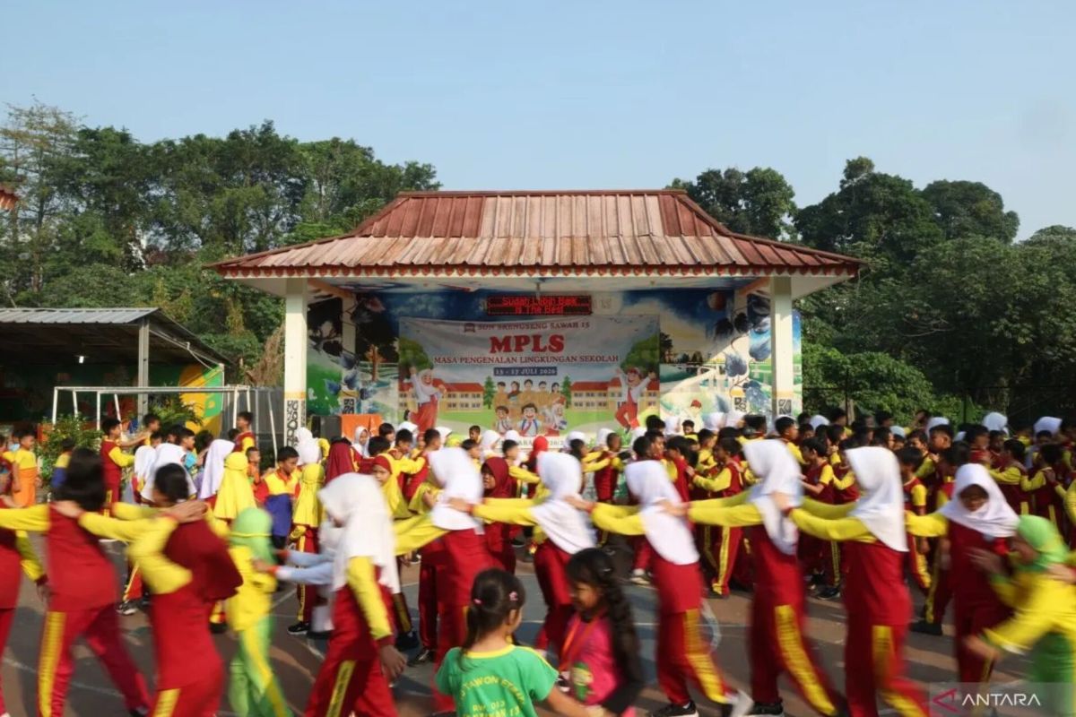 South Jakarta Administration Ensures Safe and Comfortable School Orientation Period