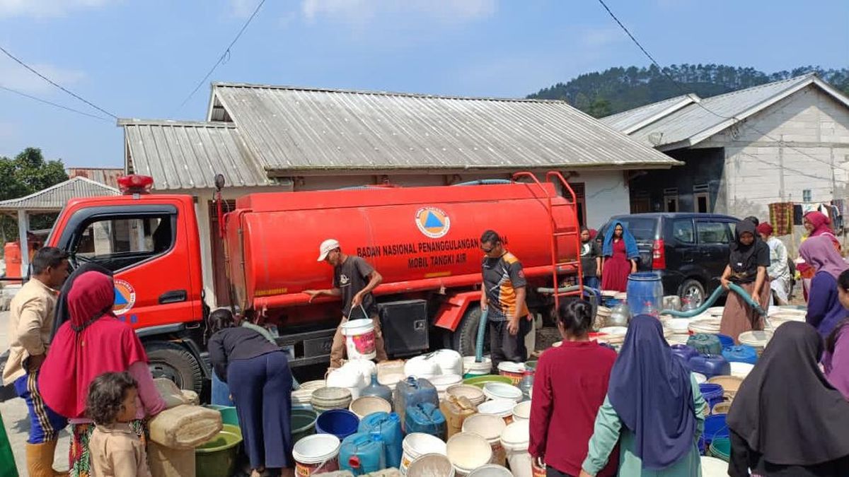 Central Java Distributes Over 3 Million Litres of Clean Water Amid Drought