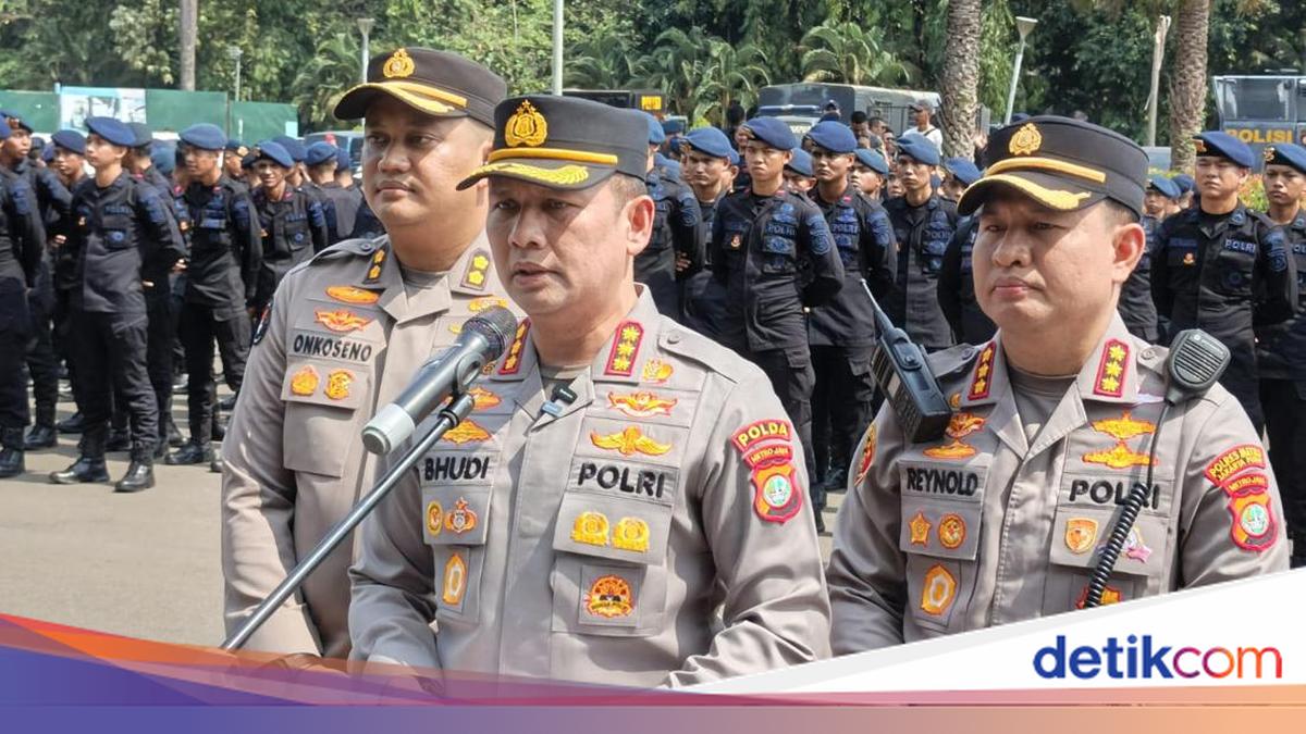 Metro Police Deploy 4,839 Personnel for Mass Action, Emphasise Humane Service