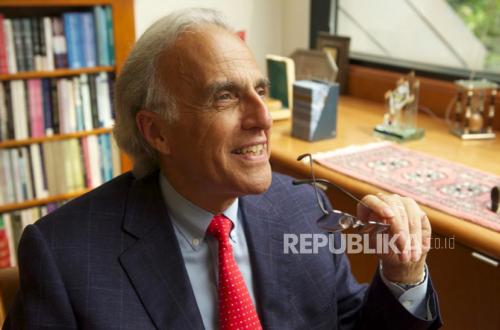 Remembering John L. Esposito, the American Scholar Who Corrected Western Misunderstandings of Islam