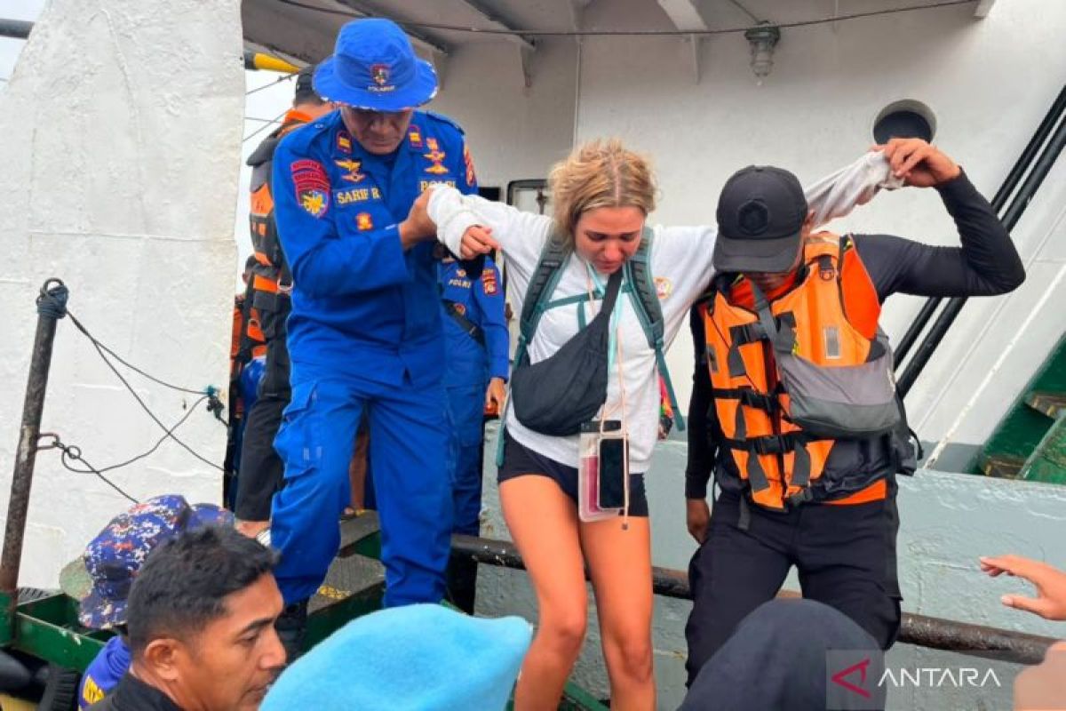 All KLM Armada Mulya Passengers Safe After Sea Accident