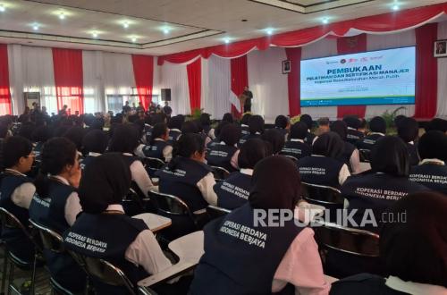 Nearly 30,000 Prospective Kopdes Merah Putih Managers Undergo Training in Cimahi