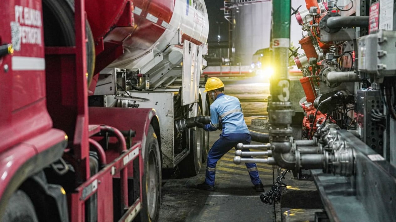 Pertamina Patra Niaga Sumbagut Denies Reports of Transporter Boycott, Assures Fuel Distribution Continues