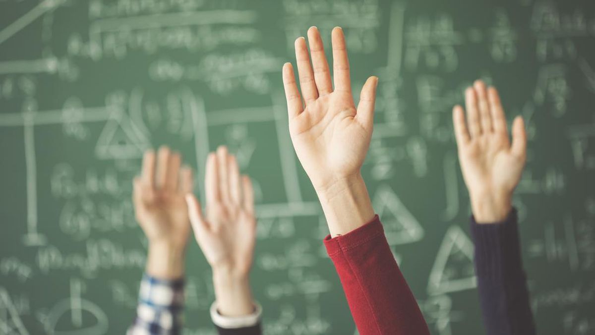 DPR Urges Thorough Review of Tuition Fee Proposal for Senior High Schools in West Java