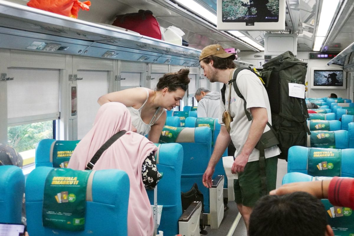 Foreign Passengers on Trains in Semarang Operational Area Rise in First Half of 2026