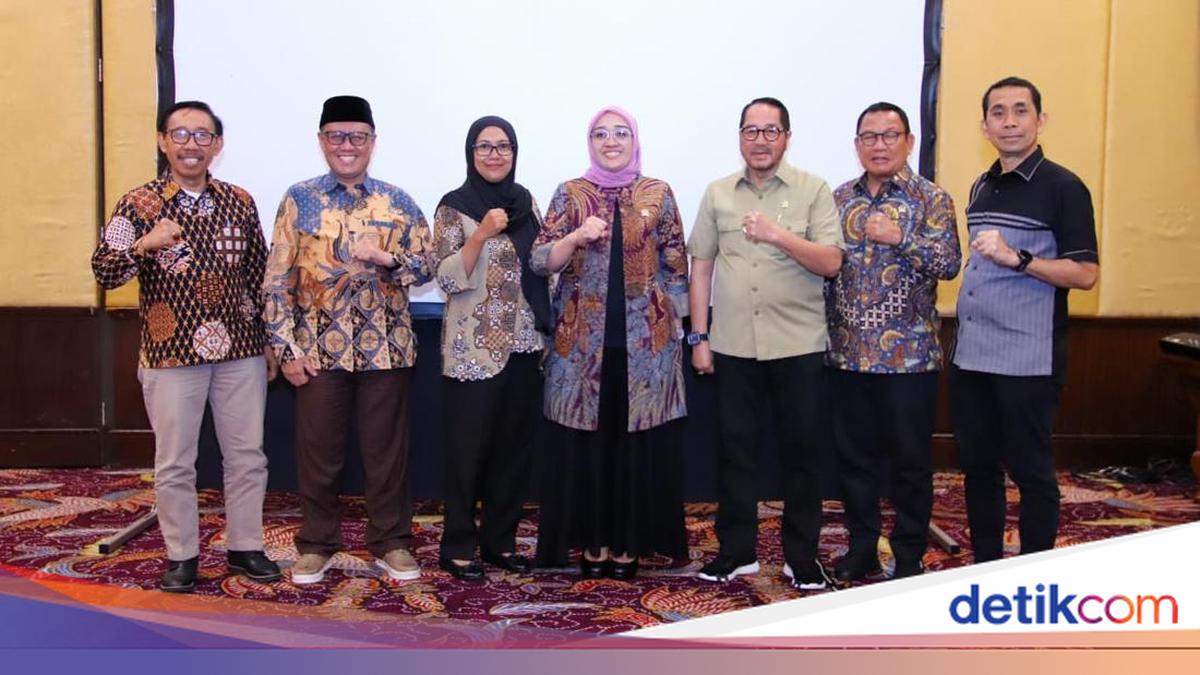 MPR Discusses Mismatch Between Decentralisation Implementation and Regional Autonomy
