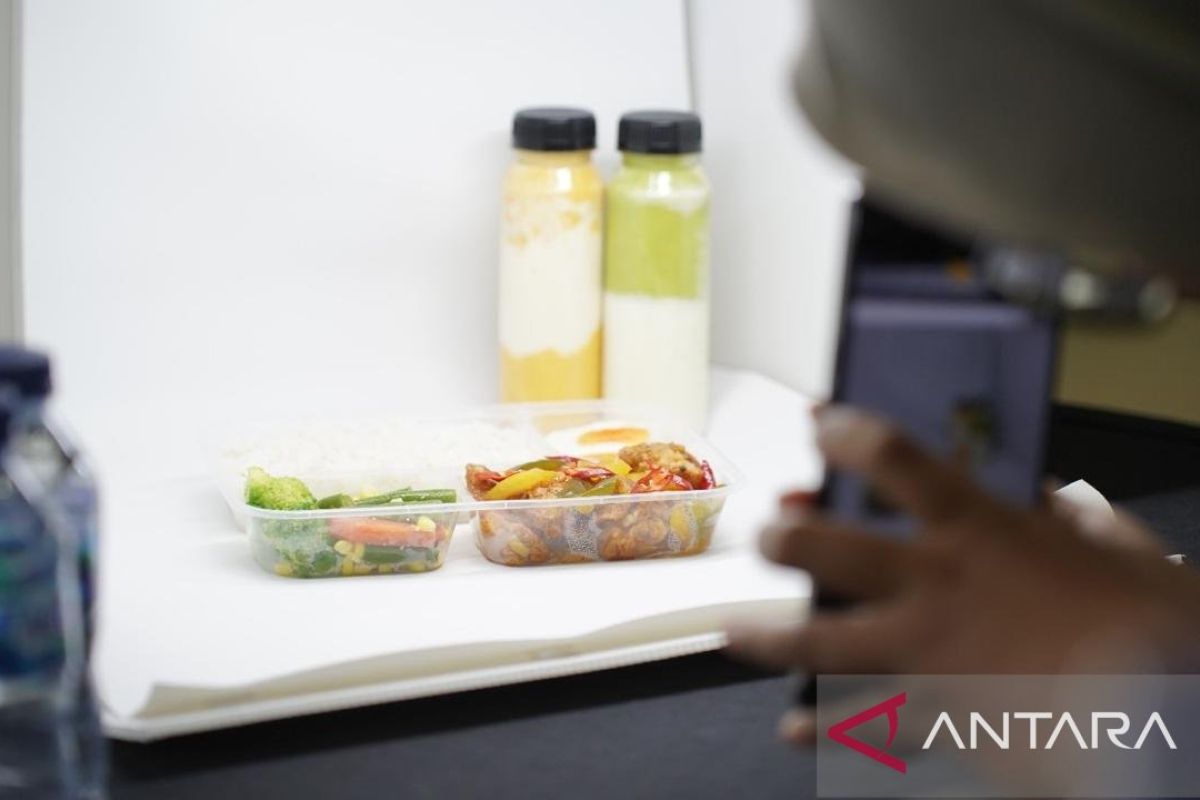 Central Jakarta Tax Office Supports MSMEs Through Product Photography Training