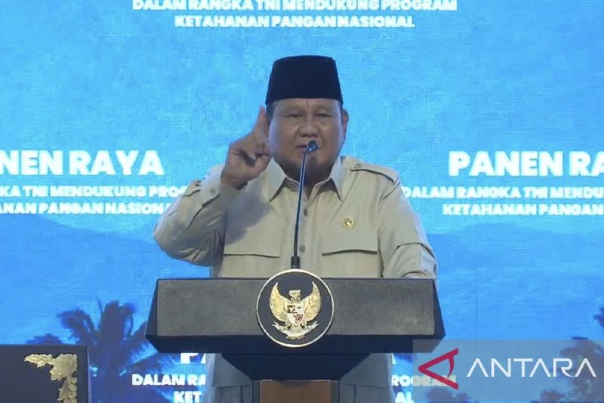Prabowo Vows to Rejuvenate All Sugarcane Plantations in Indonesia