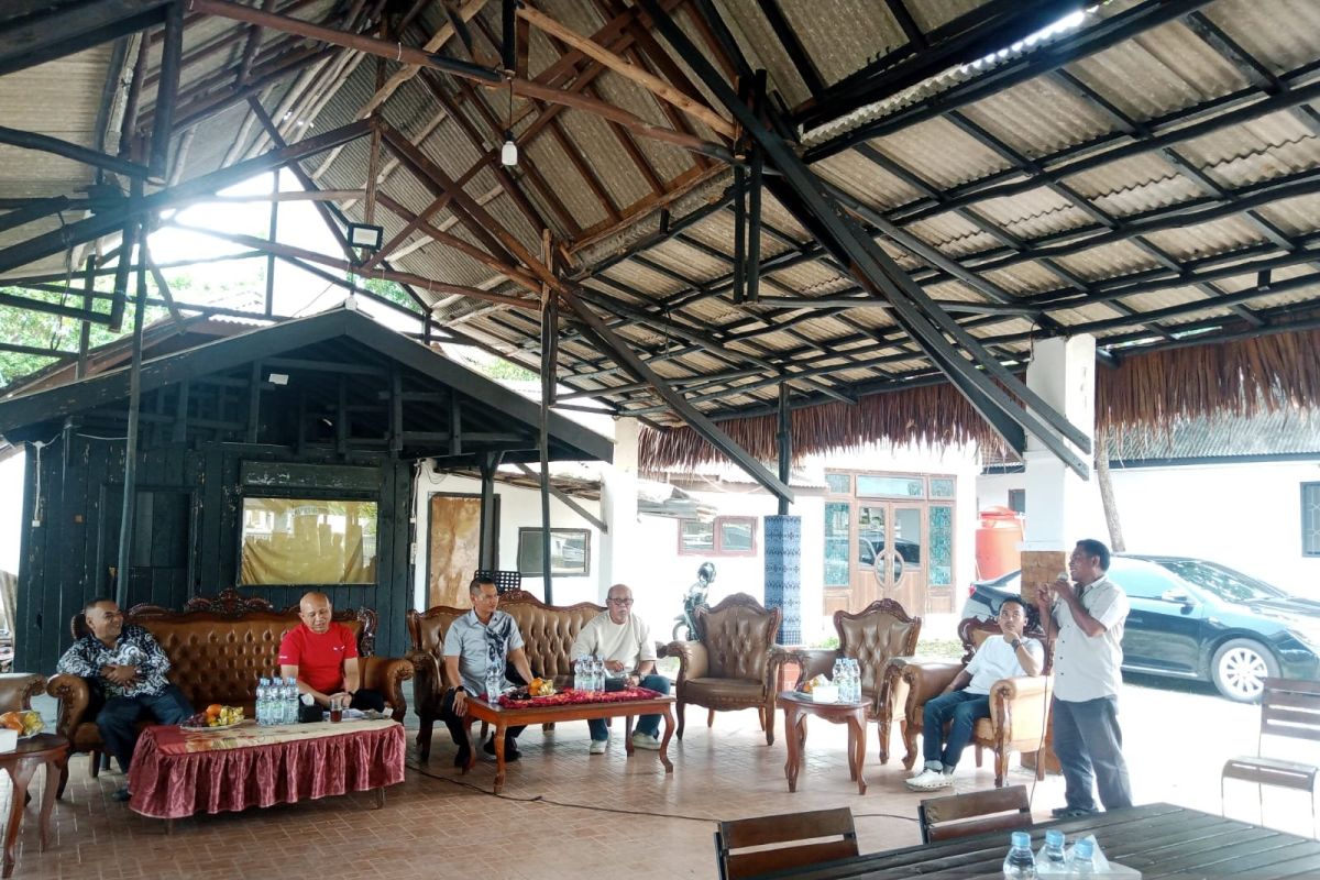 Babel DPRD Chair Urges Central Government to Address Plight of Artisanal Tin Miners