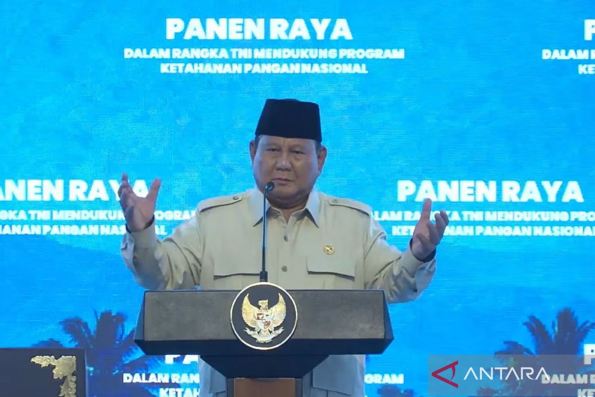 Prabowo says Indonesia to launch national electric motorcycle