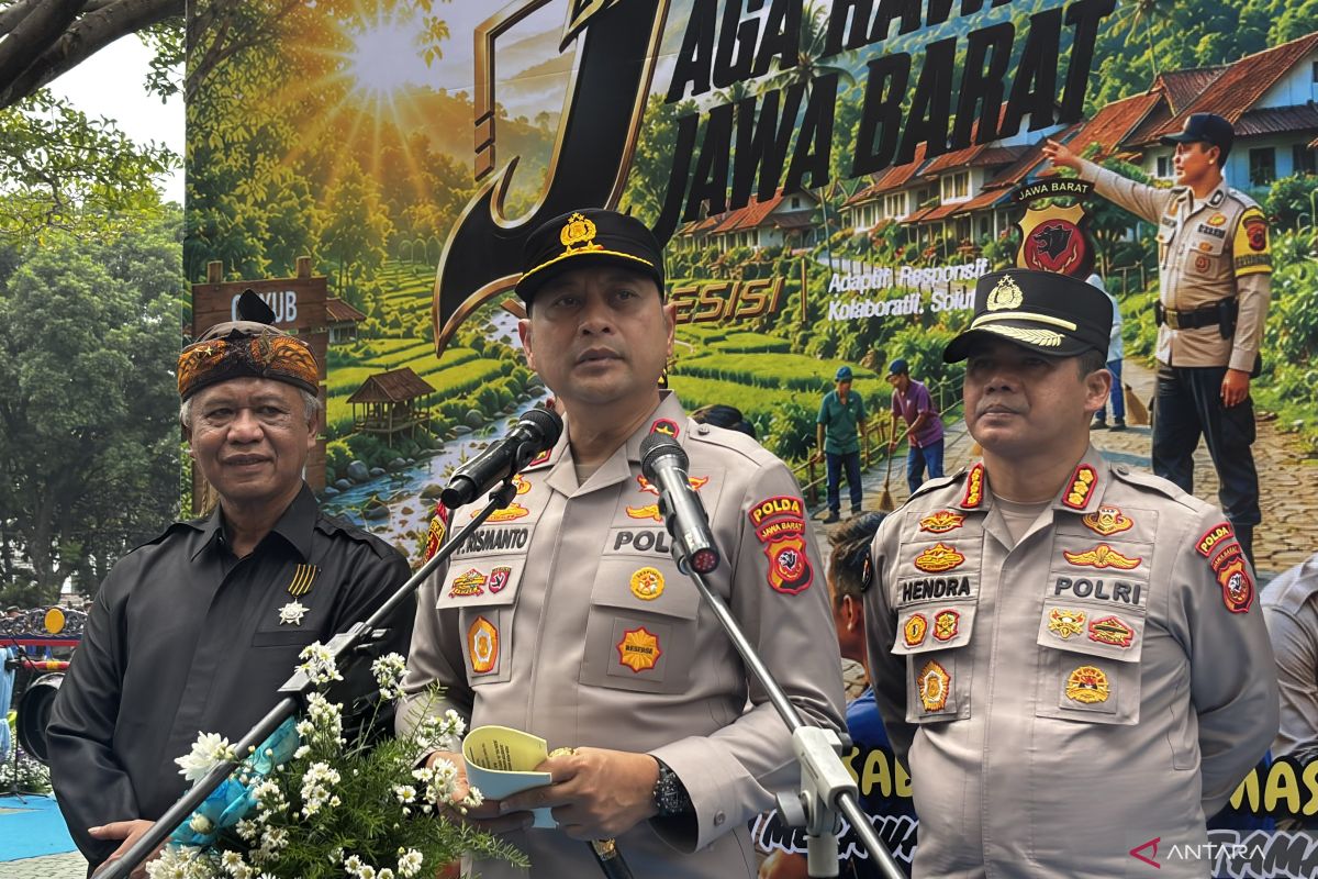 West Java Police Strengthen Bhabinkamtibmas Role to Maintain Public Security