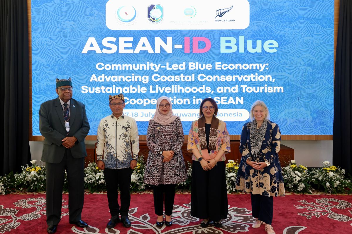Banyuwangi Showcased as Marine Tourism Management Model at ASEAN-ID Blue Forum