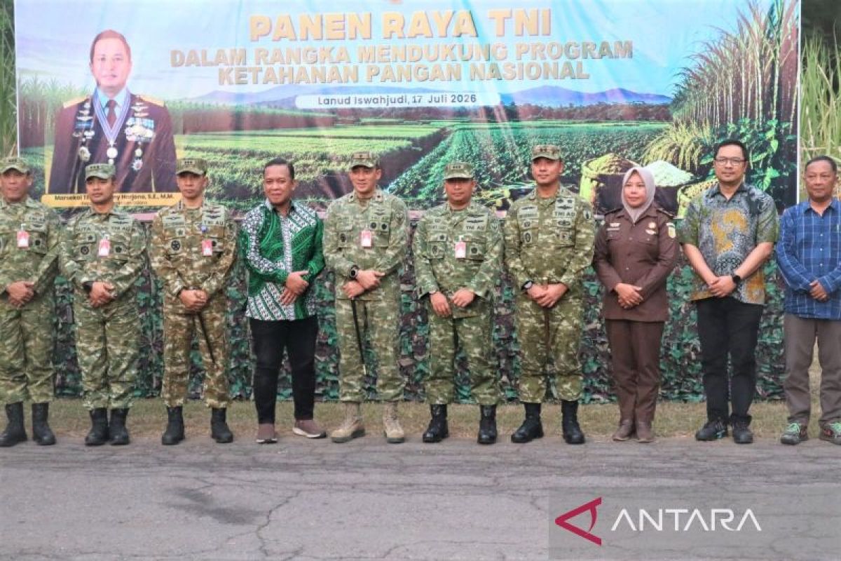 Iswahjudi Air Force Base Harvests Sugarcane to Support National Food Security Programme