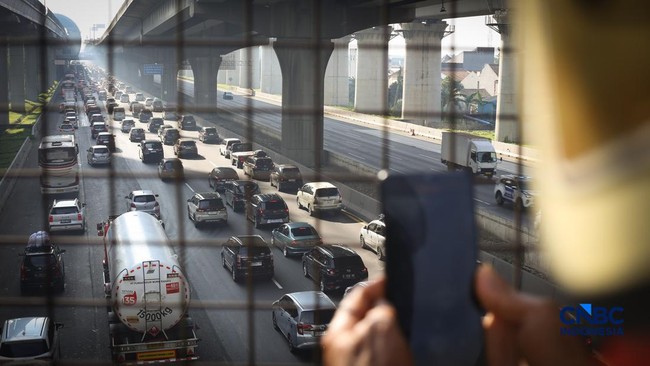 New Toll Road to Slice Through Jakarta and West Java, Ending Bandung Traffic Jams