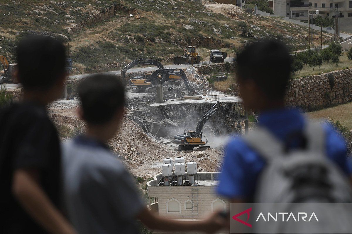 Israel bans dawn call to prayer at Bethlehem mosque