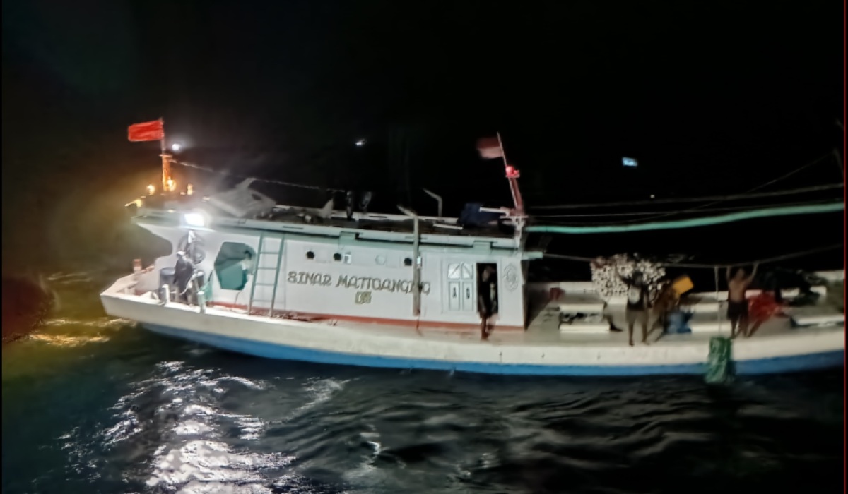Five KM Nurul Salsa Victims Rescued After Four Days Adrift in Selayar Waters