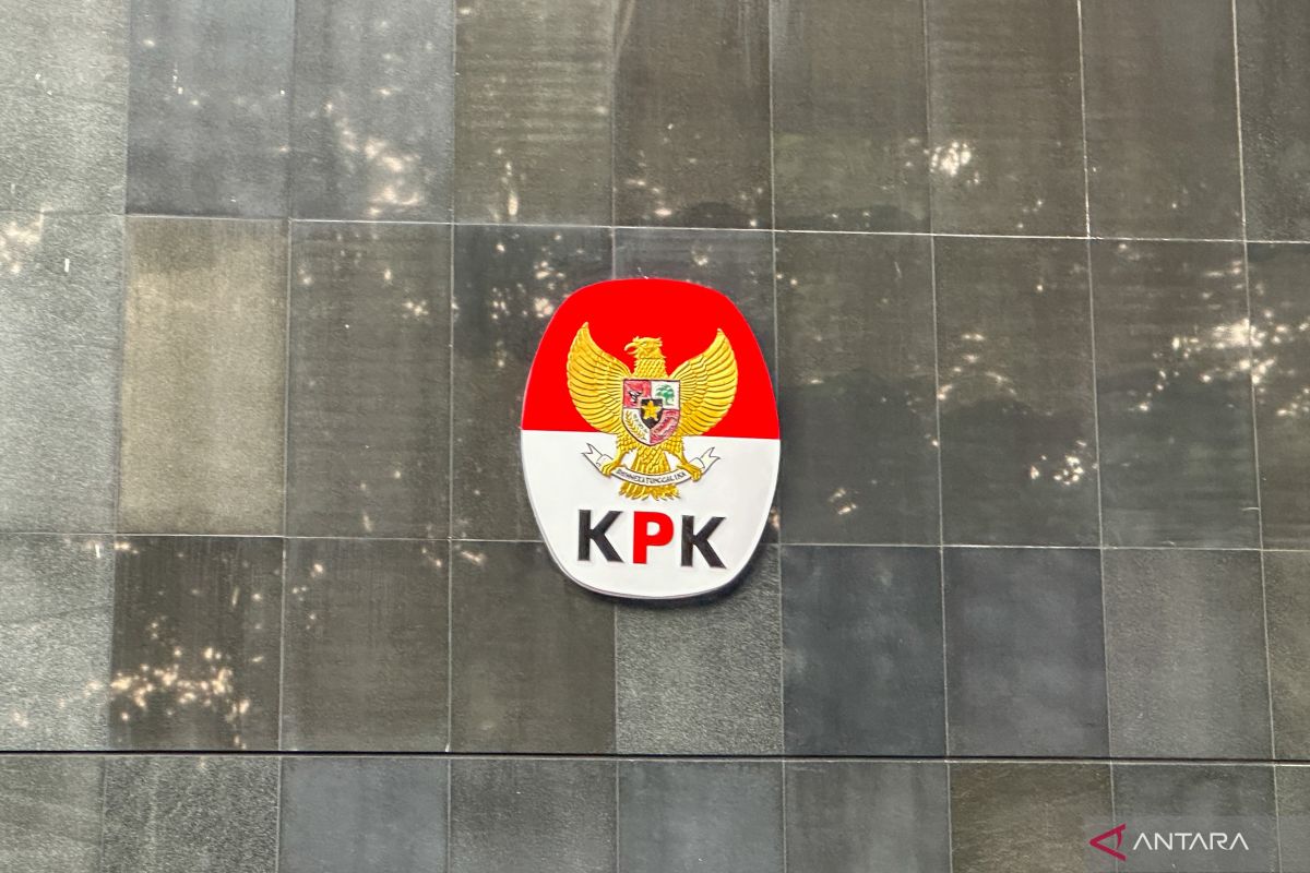 KPK Proposes Government Funding for Election Campaign Props