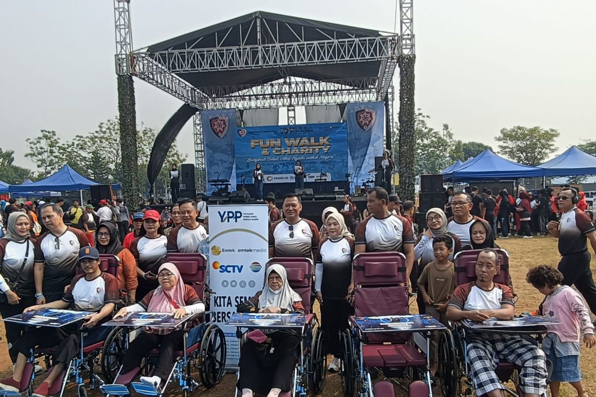 Healthy walk a momentum to bring the Indonesian Air Force closer to the community