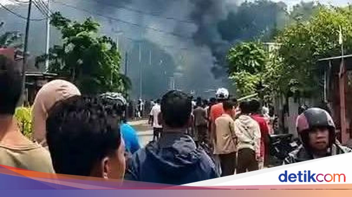 Clashes in Adonara, NTT: 3 Dead, 5 Injured, 20 Houses Burned