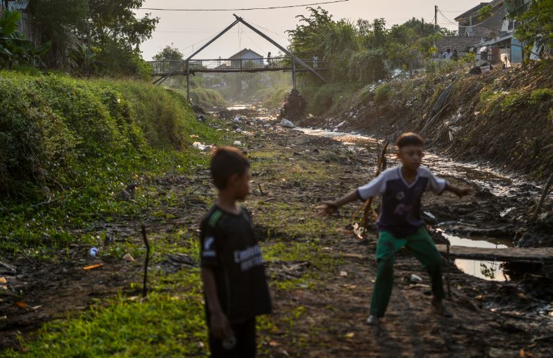 Bandung Regent Urges Water Conservation as 27 Sub-Districts Face Drought Emergency