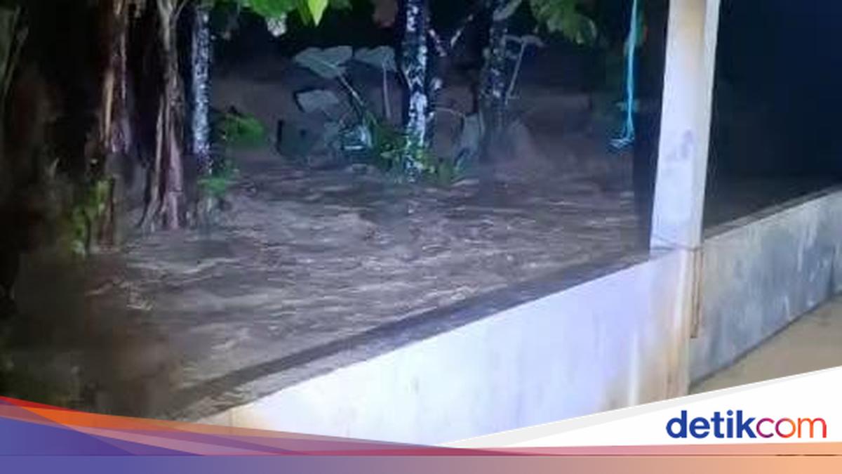 Flood Anomalies Hit Multiple Indonesian Regions During Dry Season
