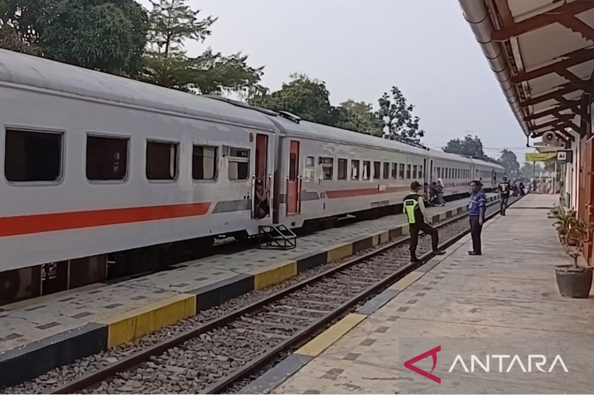 KAI confirms train services safe after M4.9 Sukabumi earthquake