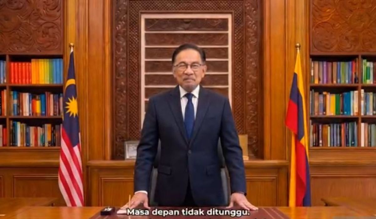 Malaysian PM Anwar Ibrahim Launches PMX AI, an AI Avatar Accessible via WhatsApp
