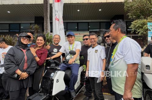 Cooperatives Minister Backs National Electric Motorcycle Development