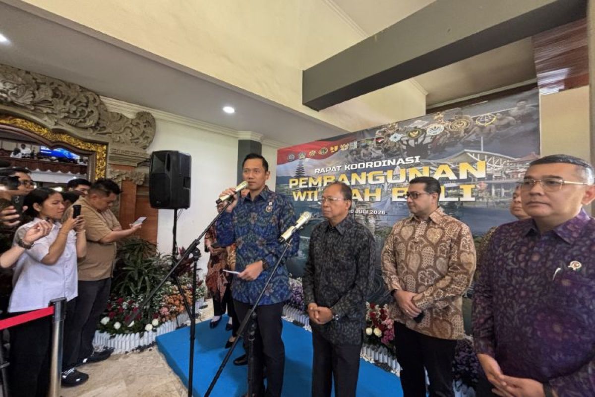 Government Ready to Trial Solutions for Gilimanuk Port Congestion