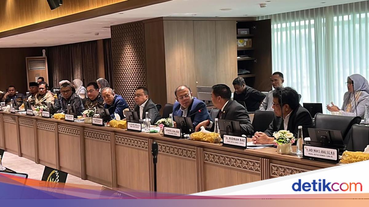 Dasco Leads House Meeting with Government on Pioneer Ship Budget