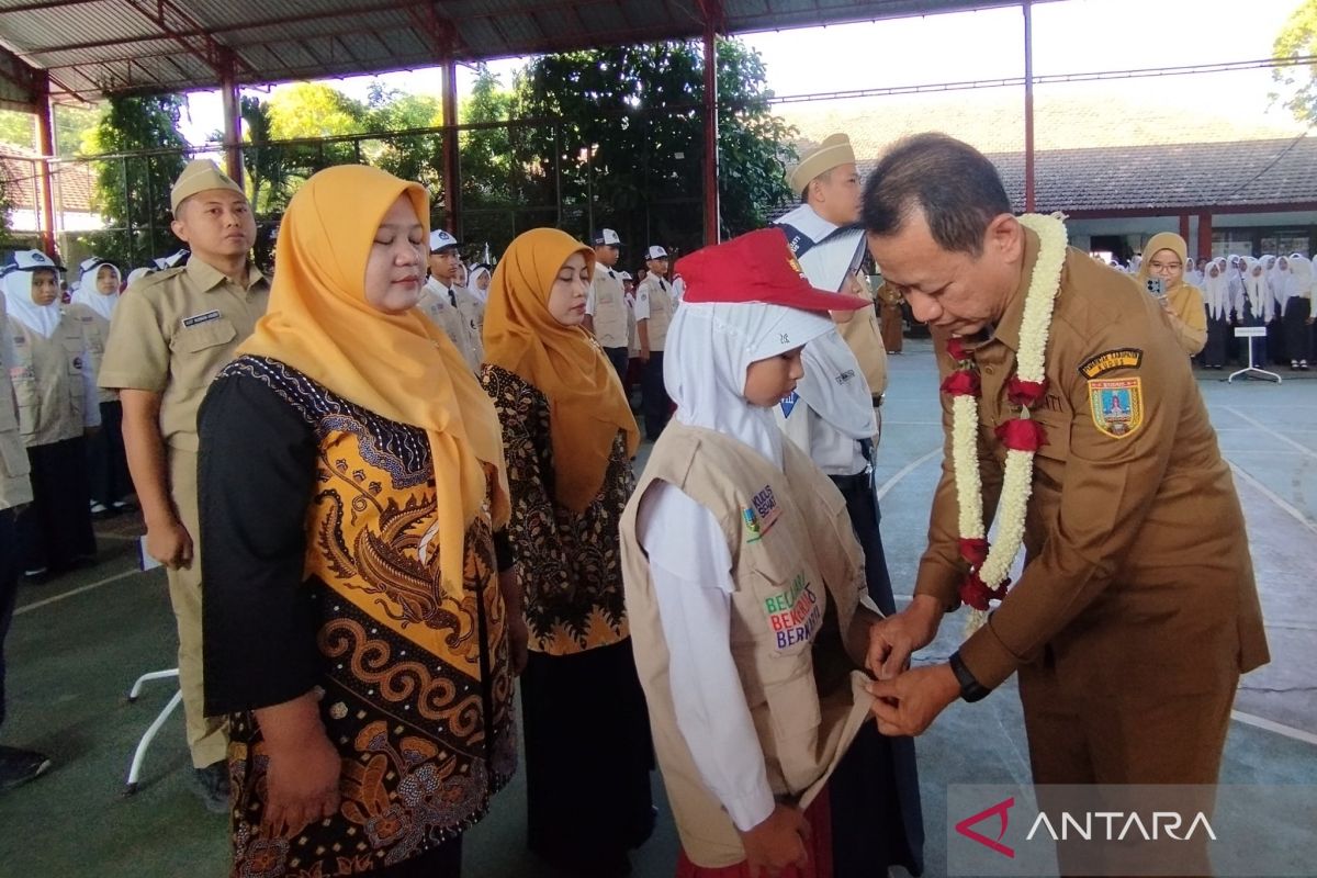 Kudus holds student and teacher exchange to bridge state-private school gap