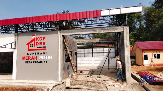 35,872 'Merah Putih' Village Cooperatives to Sell Subsidised Goods, Completion Set for August