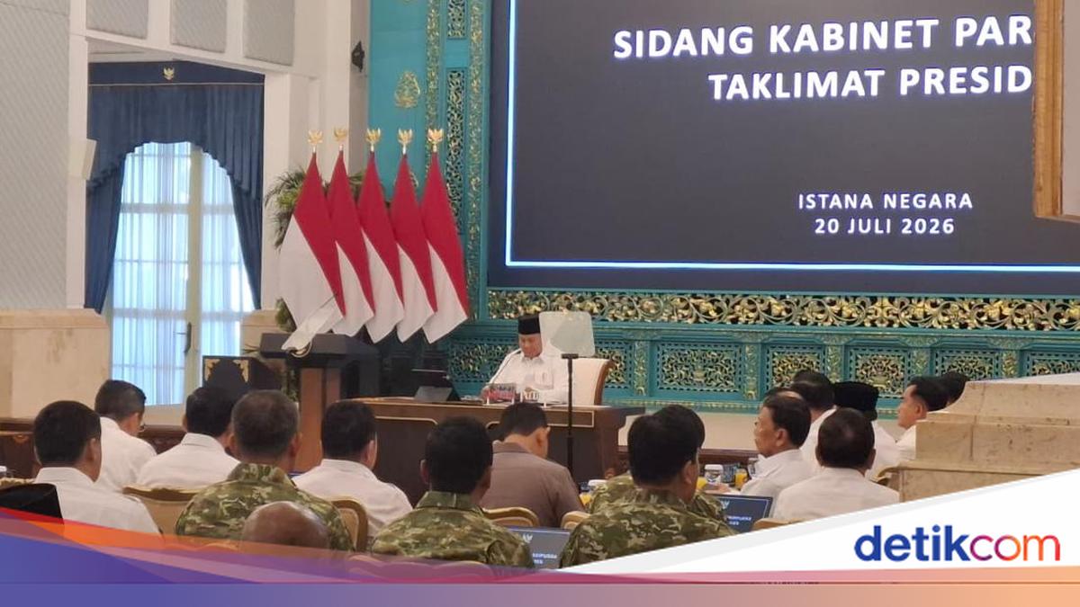 Prabowo Opens Cabinet Meeting to Evaluate Government Performance