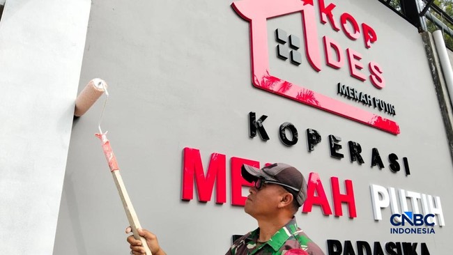 Zulhas Finally Explains the Difference Between Village Cooperatives and Alfamart-Indomaret