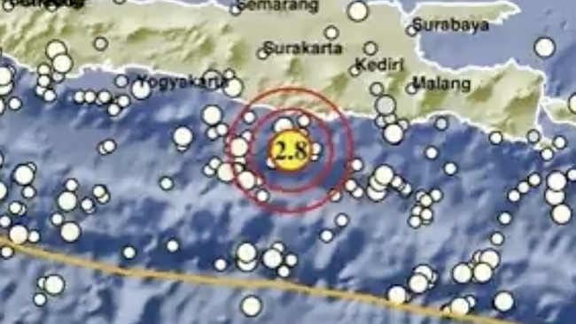 Java Shaken by Five Earthquakes Today, Expert Issues Reminder