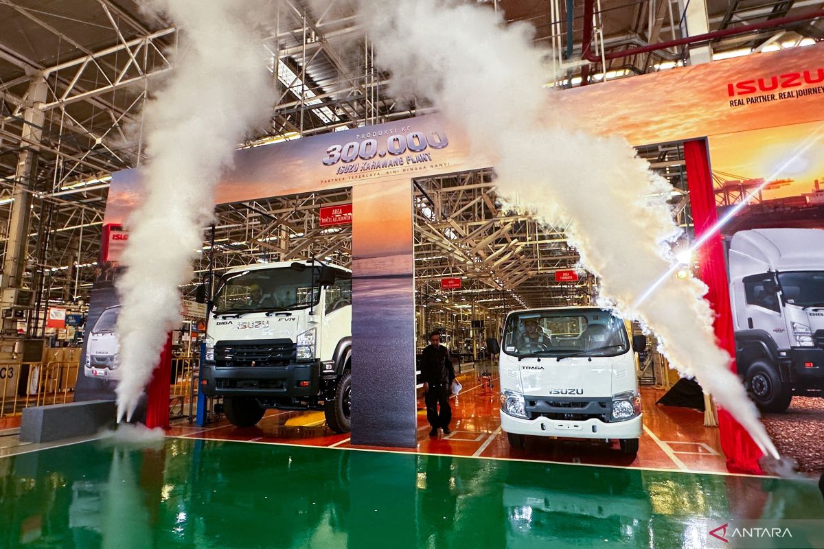 Isuzu's Karawang Plant Reaches 300,000 Unit Production Milestone